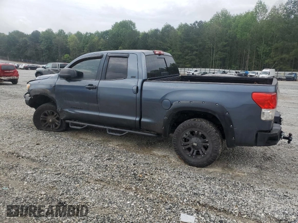 2010 Toyota Tundra z VIN 5TFUW5F15AX101377, wystawiony jako Copart lot #55348565 z przebiegiem 182 147 mil mil oraz Szkoda całkowita • Salvage title. Historia ofert i sprzedaży dostępna na DreamBid. Obrazek 2.