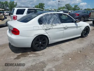 2007 BMW 3 Series 335i с VIN WBAVB73597VH21480, выставлен на аукционе IAAI как лот 42629278 с пробегом 140 725 миль миль и . История ставок и продаж доступна на DreamBid. Изображение 4.