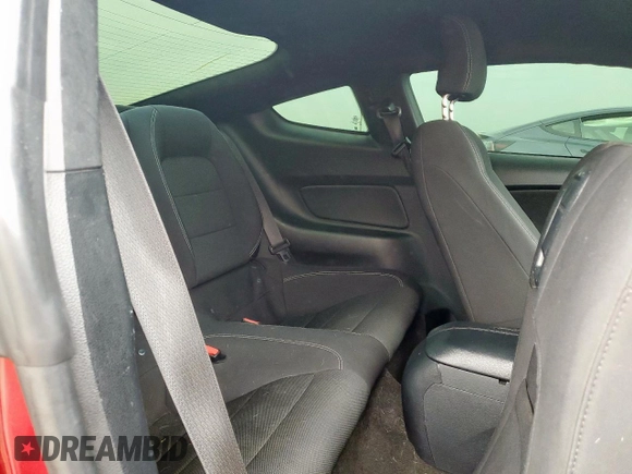 2016 Ford Mustang V6 z VIN 1FA6P8AM5G5220517, wystawiony jako Copart lot #59098755 z przebiegiem 163 509 mil mil oraz Szkoda całkowita • Salvage title. Historia ofert i sprzedaży dostępna na DreamBid. Obrazek 10.