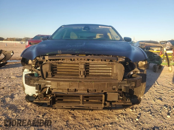 2020 Lincoln Continental Standard with VIN 1LN6L9PK6L5608671, listed as a Copart auction lot 84509514 with 39,693 mi miles and Salvage Title. Bid and sale history available at carsss.com. Image 5.