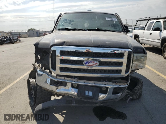 2007 Ford F-250 XL with VIN 1FTSW21P27EA22349, listed as a Copart auction lot 64703015 with 210,396 mi miles and Salvage title. Bid and sale history available at DreamBid. Image 5.