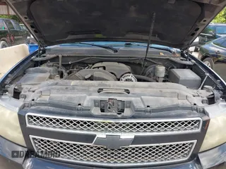 2010 Chevrolet Tahoe LT with VIN 1GNUCBE08AR289971, listed as a IAAI auction lot 42231031 with 247,601 mi miles and . Bid and sale history available at DreamBid. Image 10.