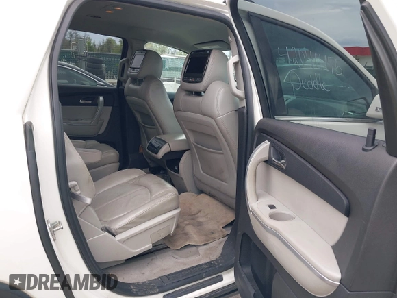 2011 GMC Acadia SLT1 with VIN 1GKKRRED5BJ358453, listed as a IAAI auction lot 42040475 with 237,236 mi miles. Bid and sale history available at carsss.com. Image 8.