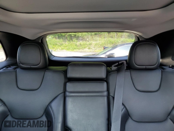 2019 Jeep Cherokee Limited with VIN 1C4PJMDX1KD293624, listed as a Copart auction lot 61102005 with 57,321 mi miles and Salvage title. Bid and sale history available at DreamBid. Image 10.