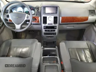 2009 Chrysler Town & Country Touring with VIN 2A8HR54X69R603995, listed as a Copart auction lot 49672995 with 199,440 mi miles and Non Repairable. Bid and sale history available at DreamBid. Image 8.