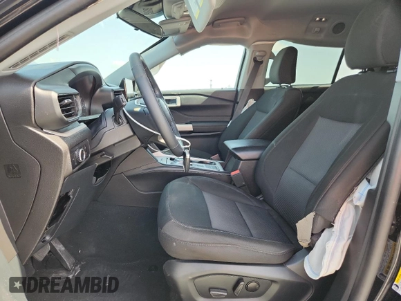 2023 Ford Explorer XLT with VIN 1FMSK7DH9PGC37708, listed as a Copart auction lot 60152715 with 17,697 mi miles and Salvage title. Bid and sale history available at DreamBid. Image 7.