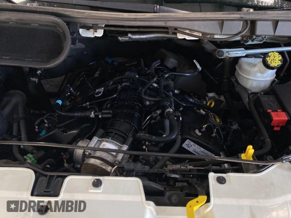 2018 Ford Transit with VIN 1FTYR1YG9JKB43972, listed as a IAAI auction lot 42726896 with 31,414 mi miles and . Bid and sale history available at DreamBid. Image 21.