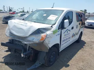 2018 Nissan NV200 SV z VIN 3N6CM0KN1JK701969, wystawiony jako IAAI lot #41600810 z przebiegiem Nie podano mil oraz . Historia ofert i sprzedaży dostępna na DreamBid. Obrazek 2.