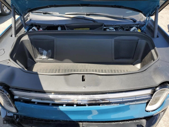 2025 Rivian R1T Adventure with VIN 7FCTGBAA9SN035986, listed as a Copart auction lot 52921085 with 2,102 mi miles and Salvage Title. Bid and sale history available at carsss.com. Image 11.