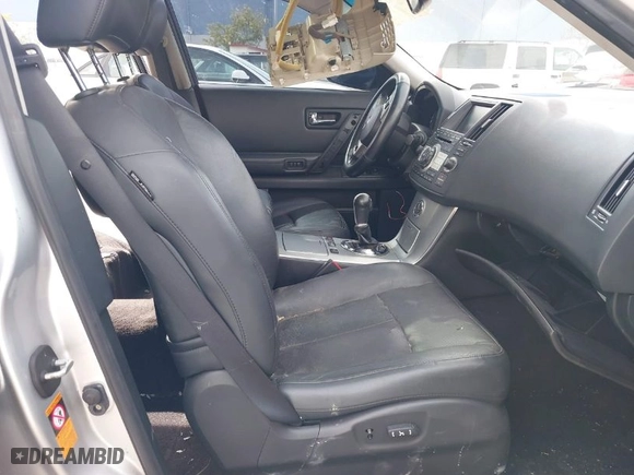 2008 Infiniti FX35 with VIN JNRAS08U28X101100, listed as a IAAI auction lot 41686689 with 1 mi miles. Bid and sale history available at carsss.com. Image 5.