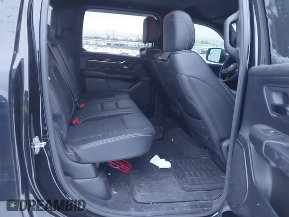 2020 Ram 1500 Big Horn z VIN 1C6RRFFG7LN285301, wystawiony jako IAAI lot #41241988 z przebiegiem 89 567 mil mil oraz . Historia ofert i sprzedaży dostępna na DreamBid. Obrazek 8.