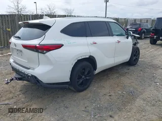 2021 Toyota Highlander XLE z VIN 5TDHZRBH7MS062420, wystawiony jako IAAI lot #41918161 z przebiegiem 136 842 mil mil oraz . Historia ofert i sprzedaży dostępna na DreamBid. Obrazek 4.