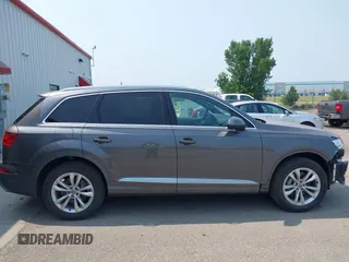 2019 Audi Q7 Premium with VIN WA1AAAF73KD031616, listed as a IAAI auction lot 39952592 with 60,839 mi miles and . Bid and sale history available at DreamBid. Image 13.