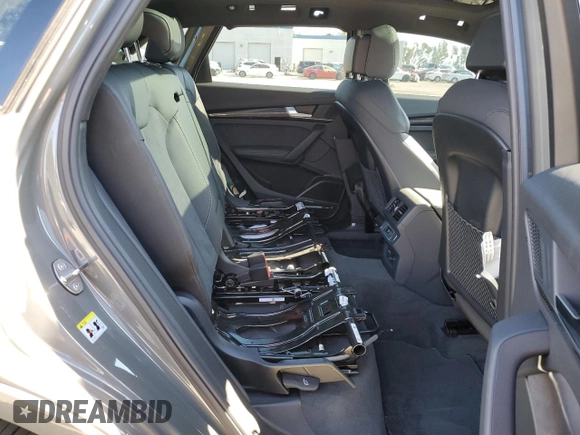 2025 Audi SQ5 Premium Plus with VIN WA1B4AFY6S2036938, listed as a Copart auction lot 88290625 with 449 mi miles and Salvage Title. Bid and sale history available at DreamBid. Image 11.