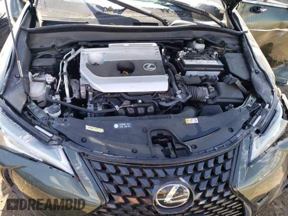 2021 Lexus UX 200 with VIN JTHX3JBH8M2036140, listed as a Copart auction lot 70534384 with 9,872 mi miles and Salvage title. Bid and sale history available at DreamBid. Image 13.
