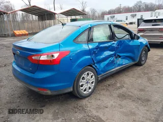 2012 Ford Focus SE with VIN 1FAHP3F26CL254085, listed as a IAAI auction lot 41901816 with 123,380 mi miles. Bid and sale history available at carsss.com. Image 4.
