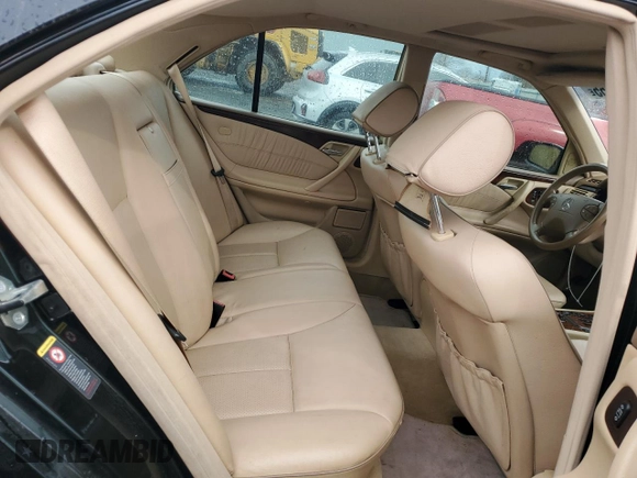 2001 Mercedes-Benz E-Class with VIN WDBJF70J31B324620, listed as a Copart auction lot 47748555 with 160,041 mi miles and Salvage Title. Bid and sale history available at carsss.com. Image 10.