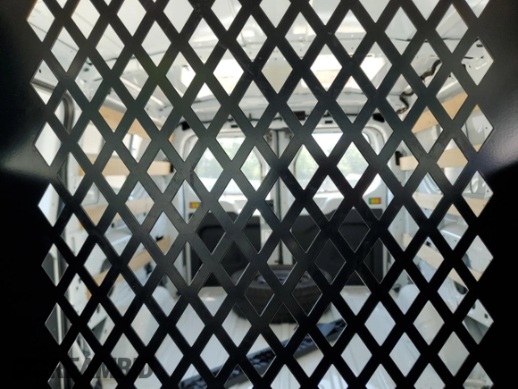 2024 Ford Transit Cargo с VIN 1FTBR1Y8XRKB03474, выставлен на аукционе Copart как лот 62181695 с пробегом 13 098 миль миль и Чистый • Clean title. История ставок и продаж доступна на DreamBid. Изображение 10.