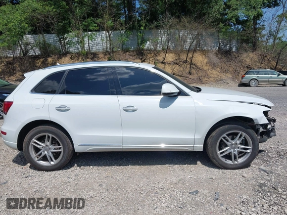 2016 Audi Q5 Premium Plus z VIN WA1L2AFPXGA146504, wystawiony jako IAAI lot #42548135 z przebiegiem 167 941 mil mil oraz . Historia ofert i sprzedaży dostępna na DreamBid. Obrazek 14.