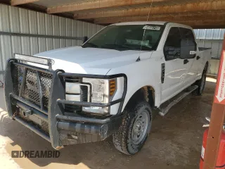 2019 Ford F-250 XL with VIN 1FT7W2B67KEE56965, listed as a Copart auction lot 55602715 with 189,947 mi miles and Clean title. Bid and sale history available at DreamBid. Image 1.