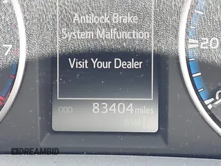 2018 Toyota RAV4 XLE z VIN 2T3RFREV4JW753672, wystawiony jako IAAI lot #42239541 z przebiegiem 83 404 mil mil oraz . Historia ofert i sprzedaży dostępna na DreamBid. Obrazek 15.