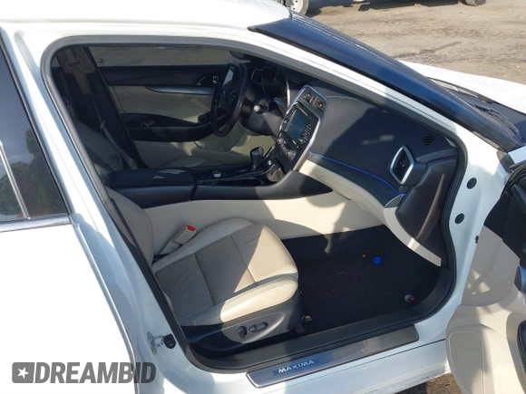 2016 Nissan Maxima SL with VIN 1N4AA6AP2GC387004, listed as a IAAI auction lot 41504524 with 95,437 mi miles and . Bid and sale history available at DreamBid. Image 5.