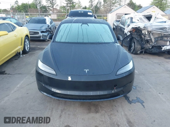2025 Tesla Model 3 Long Range with VIN 5YJ3E1EA1SF877851, listed as a IAAI auction lot 41917772 with 2,313 mi miles and . Bid and sale history available at carsss.com. Image 11.