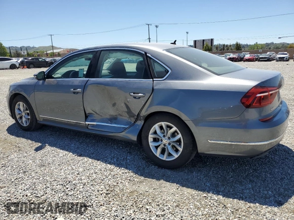 2017 Volkswagen Passat S z VIN 1VWAT7A34HC016349, wystawiony jako Copart lot #56190825 z przebiegiem 88 418 mil mil oraz Szkoda całkowita • Salvage title. Historia ofert i sprzedaży dostępna na DreamBid. Obrazek 2.