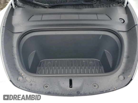 2021 Tesla Model Y Long Range with VIN 5YJYGAEE2MF115988, listed as a Copart auction lot 52206535 with 53,911 mi miles and Salvage Title. Bid and sale history available at DreamBid. Image 12.