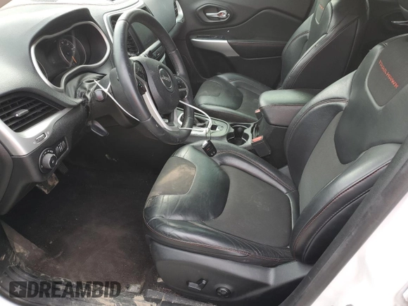 2018 Jeep Cherokee Trailhawk with VIN 1C4PJMBX0JD619737, listed as a Copart auction lot 46181354 with 117,381 mi miles and Clean Title. Bid and sale history available at carsss.com. Image 7.