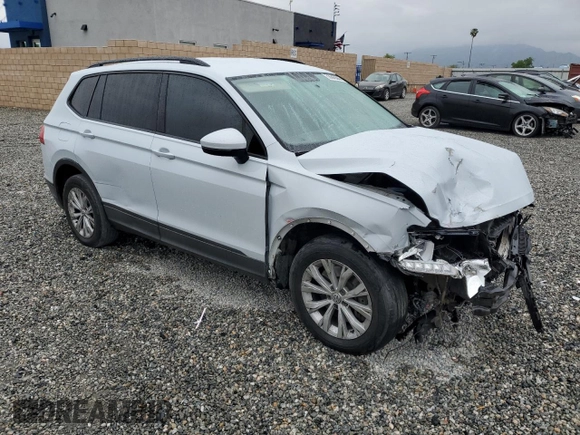 2018 Volkswagen Tiguan S with VIN 3VV1B7AXXJM067370, listed as a Copart auction lot 53645945 with 143,137 mi miles and Salvage title. Bid and sale history available at DreamBid. Image 4.