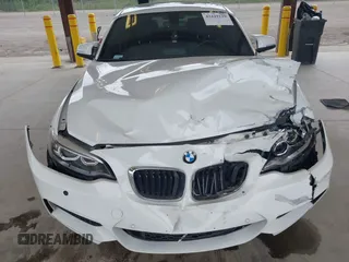 2016 BMW 2 Series M235i z VIN WBA1J7C52GV360561, wystawiony jako IAAI lot #42429129 z przebiegiem 90 218 mil mil oraz . Historia ofert i sprzedaży dostępna na DreamBid. Obrazek 6.
