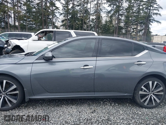 2019 Nissan Altima 2.5 Platinum with VIN 1N4BL4FW5KC194471, listed as a IAAI auction lot 41921471 with 28,313 mi miles. Bid and sale history available at carsss.com. Image 15.