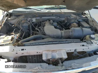 2002 Ford F-150 XL z VIN 1FTRX17W52NA62115, wystawiony jako Copart lot #50415375 z przebiegiem 145 361 mil mil oraz Szkoda całkowita • Salvage title. Historia ofert i sprzedaży dostępna na DreamBid. Obrazek 11.