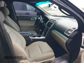 2014 Ford Explorer XLT z VIN 1FM5K7D89EGA23019, wystawiony jako IAAI lot #42706931 z przebiegiem 175 077 mil mil oraz . Historia ofert i sprzedaży dostępna na DreamBid. Obrazek 5.