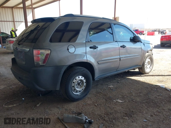 2005 Chevrolet Equinox LS with VIN 2CNDL13F456055348, listed as a IAAI auction lot 41630078 with 199,456 mi miles. Bid and sale history available at carsss.com. Image 4.