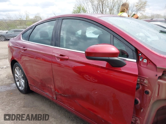 2017 Ford Fusion SE with VIN 3FA6P0H73HR178154, listed as a IAAI auction lot 42105268 with 220,919 mi miles and . Bid and sale history available at DreamBid. Image 13.