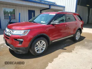 2019 Ford Explorer XLT z VIN 1FM5K8D85KGA57489, wystawiony jako Copart lot #62483345 z przebiegiem 50 042 mil mil oraz Szkoda całkowita • Salvage title. Historia ofert i sprzedaży dostępna na DreamBid. Obrazek 1.