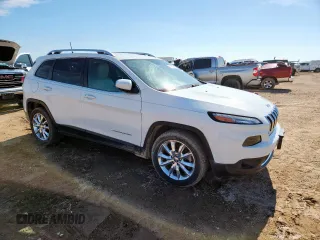 2016 Jeep Cherokee Limited with VIN 1C4PJLDB9GW329005, listed as a Copart auction lot 61939155 with 106,237 mi miles and Clean title. Bid and sale history available at DreamBid. Image 4.