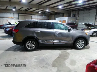 2017 Kia Sorento LX V6 with VIN 5XYPG4A52HG214862, listed as a IAAI auction lot 41986714 with 64,498 mi miles. Bid and sale history available at carsss.com. Image 13.