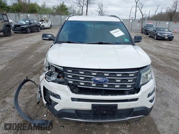 2016 Ford Explorer XLT with VIN 1FM5K8DH3GGD33465, listed as a IAAI auction lot 41949638 with 135,949 mi miles and . Bid and sale history available at carsss.com. Image 12.