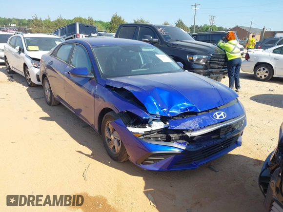 2024 Hyundai Elantra SE with VIN KMHLL4DG9RU829766, listed as a IAAI auction lot 42080095 with 8,711 mi miles and . Bid and sale history available at DreamBid. Image 1.