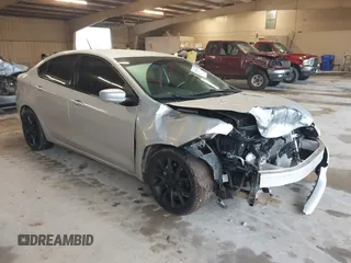 2013 Dodge Dart SXT z VIN 1C3CDFBAXDD233316, wystawiony jako IAAI lot #38213542 z przebiegiem 175 721 mil mil oraz . Historia ofert i sprzedaży dostępna na DreamBid. Obrazek 1.