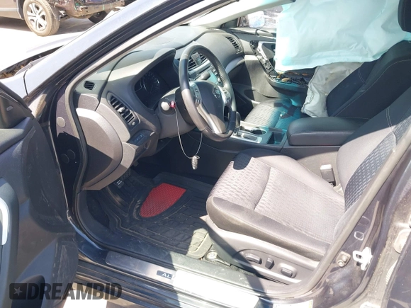 2016 Nissan Altima SR with VIN 1N4AL3APXGC287063, listed as a IAAI auction lot 42262201 with 116,233 mi miles and . Bid and sale history available at DreamBid. Image 5.