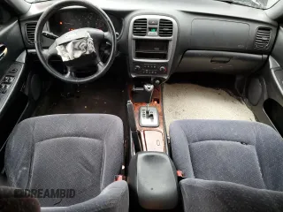 2005 Hyundai Sonata GL with VIN KMHWF25S05A128122, listed as a Copart auction lot 71643684 with 172,328 mi miles and Salvage Title. Bid and sale history available at carsss.com. Image 8.