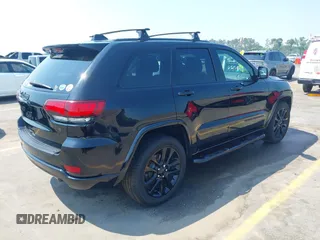 2019 Jeep Grand Cherokee Upland with VIN 1C4RJEAG7KC580233, listed as a IAAI auction lot 41982230 with 47,917 mi miles and . Bid and sale history available at DreamBid. Image 4.