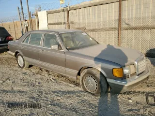 1989 Mercedes-Benz 420 with VIN WDBCA35E0KA476762, listed as a Copart auction lot 82221624 with 135,538 mi miles and Clean Title. Bid and sale history available at carsss.com. Image 4.