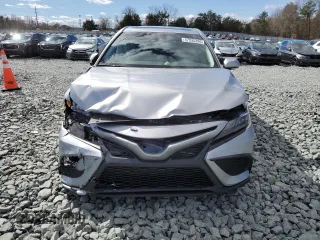 2022 Toyota Camry SE with VIN 4T1T11AK4NU049987, listed as a Copart auction lot 47935395 with 61,475 mi miles and Salvage Title. Bid and sale history available at carsss.com. Image 5.