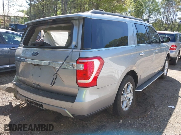 2021 Ford Expedition Max XLT with VIN 1FMJK1JTXMEA55007, listed as a IAAI auction lot 42055790 with 21,350 mi miles and . Bid and sale history available at DreamBid. Image 4.