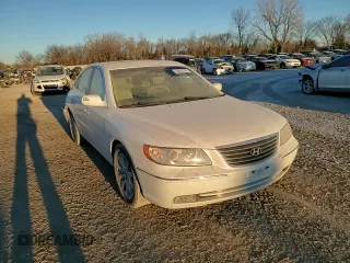 2009 Hyundai Azera Limited z VIN KMHFC46F09A372929, wystawiony jako Copart lot #88455705 z przebiegiem 111 222 mil mil oraz Szkoda całkowita • Salvage title. Historia ofert i sprzedaży dostępna na DreamBid. Obrazek 10.